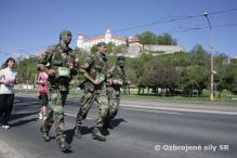 Tra Devn-Bratislava odbehli vojaci aj s pukou